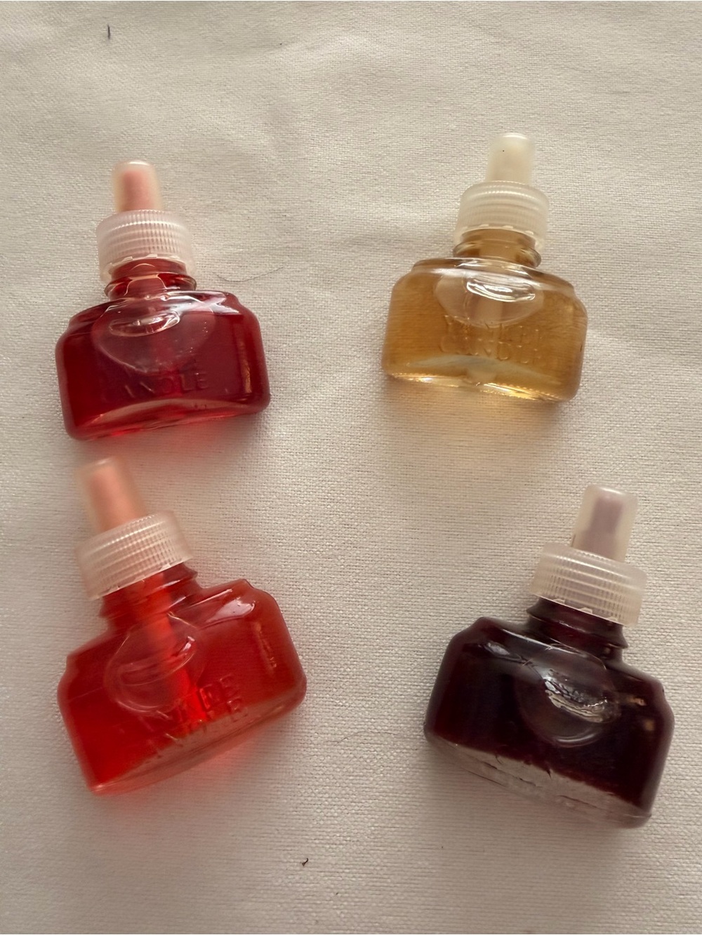 4 Yankee Candle Plug in air fresheners